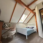 Ostoja Jeziorak Holiday home *